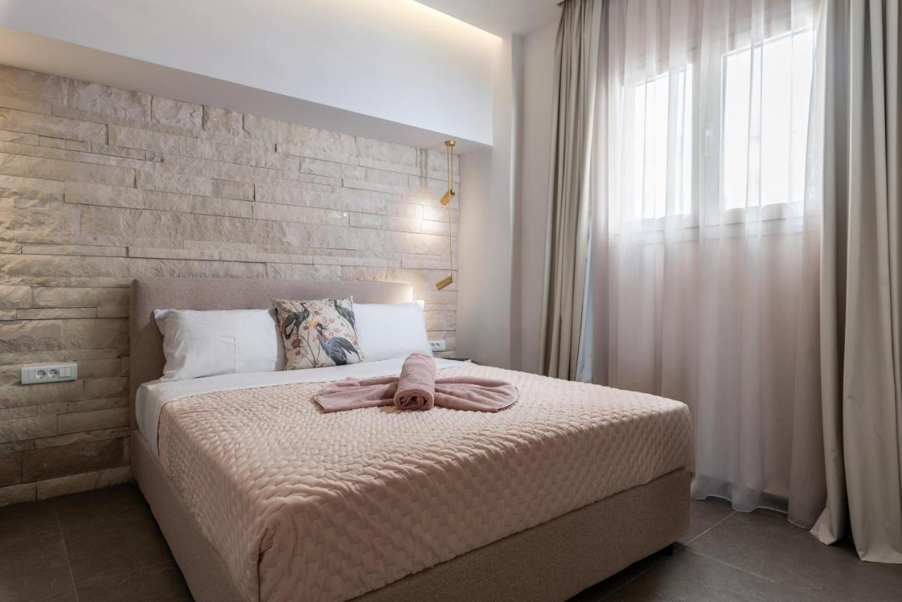 Big Blue Suites Gf Ierápetra エクステリア 写真